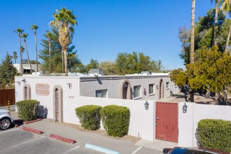 Santa Fe Casitas in Tucson, AZ - Building Photo - Building Photo