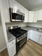 8 Cedar Ave in Towson, MD - Building Photo - Building Photo