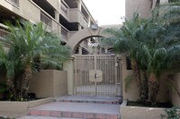 Durant Court in Santa Ana, CA - Foto de edificio - Building Photo