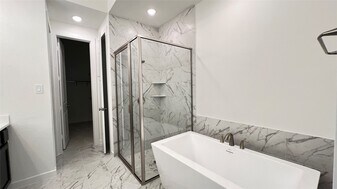 124 Stephens Rdg Ln in Montgomery, TX - Building Photo