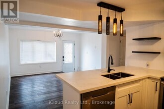 5 Ilona Ct in Brantford, ON - Building Photo - Building Photo