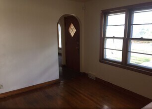 5253 N 61st St in Milwaukee, WI - Building Photo - Building Photo