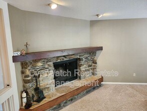 3890 Caravelle Dr in Anchorage, AK - Building Photo - Building Photo