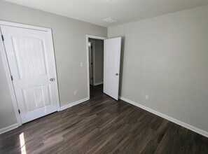 5646 Sycamore Woods Dr in Memphis, TN - Building Photo - Building Photo