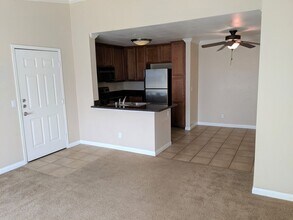 1015 La Terraza Cir in Corona, CA - Building Photo - Building Photo