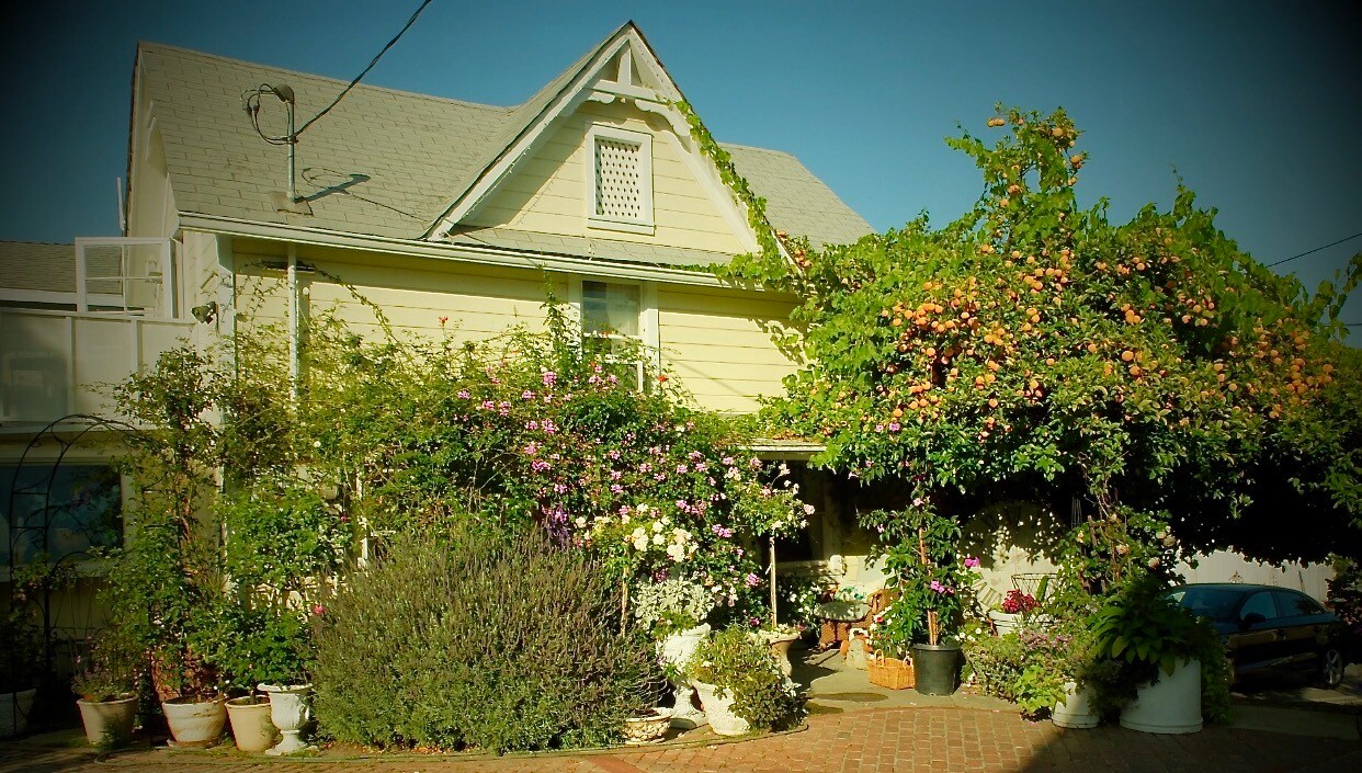 822 E Kensington Rd in Los Angeles, CA - Foto de edificio