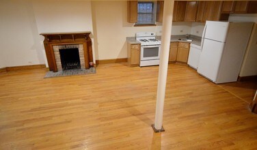 925 W. Newport in Chicago, IL - Building Photo - Floor Plan