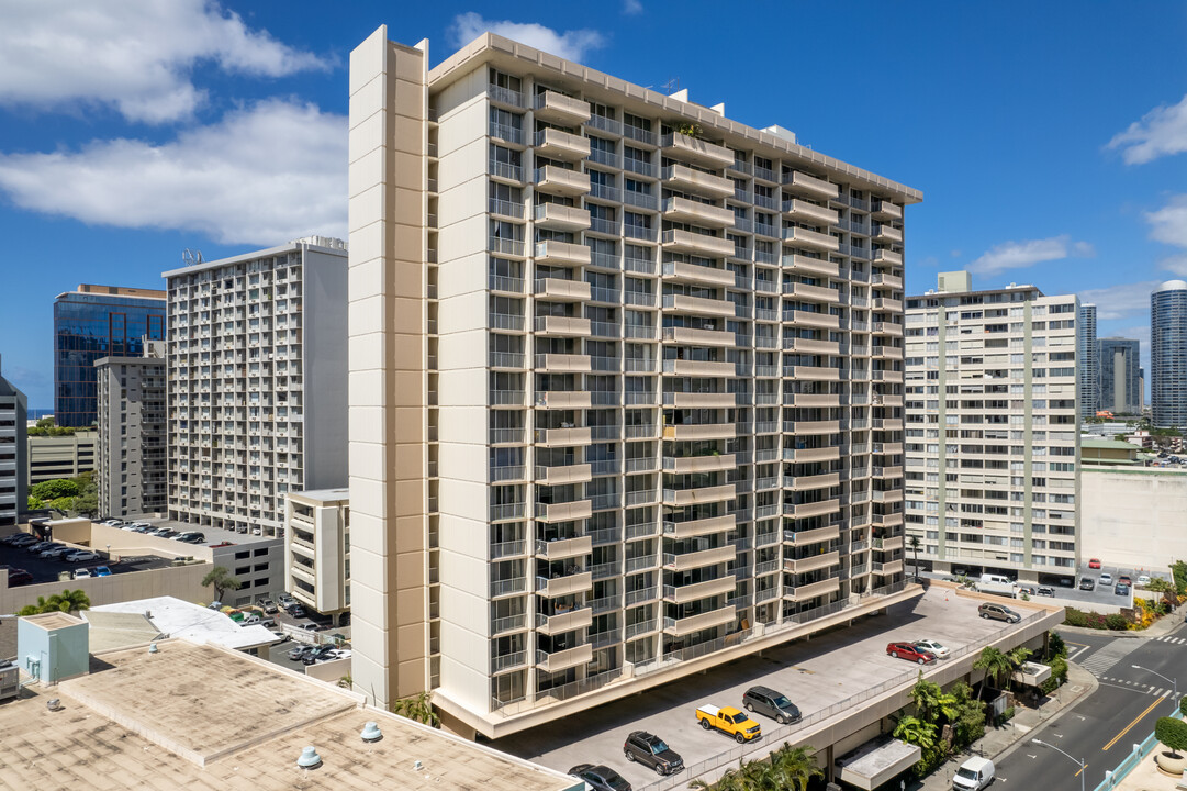 Princess Leilani in Honolulu, HI - Building Photo