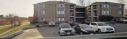 Highline Pointe in Centennial, CO - Building Photo - Building Photo