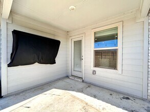 321 Coda Xing in Georgetown, TX - Building Photo - Building Photo