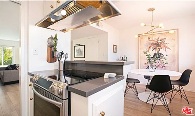 property at 1830 Taft Ave