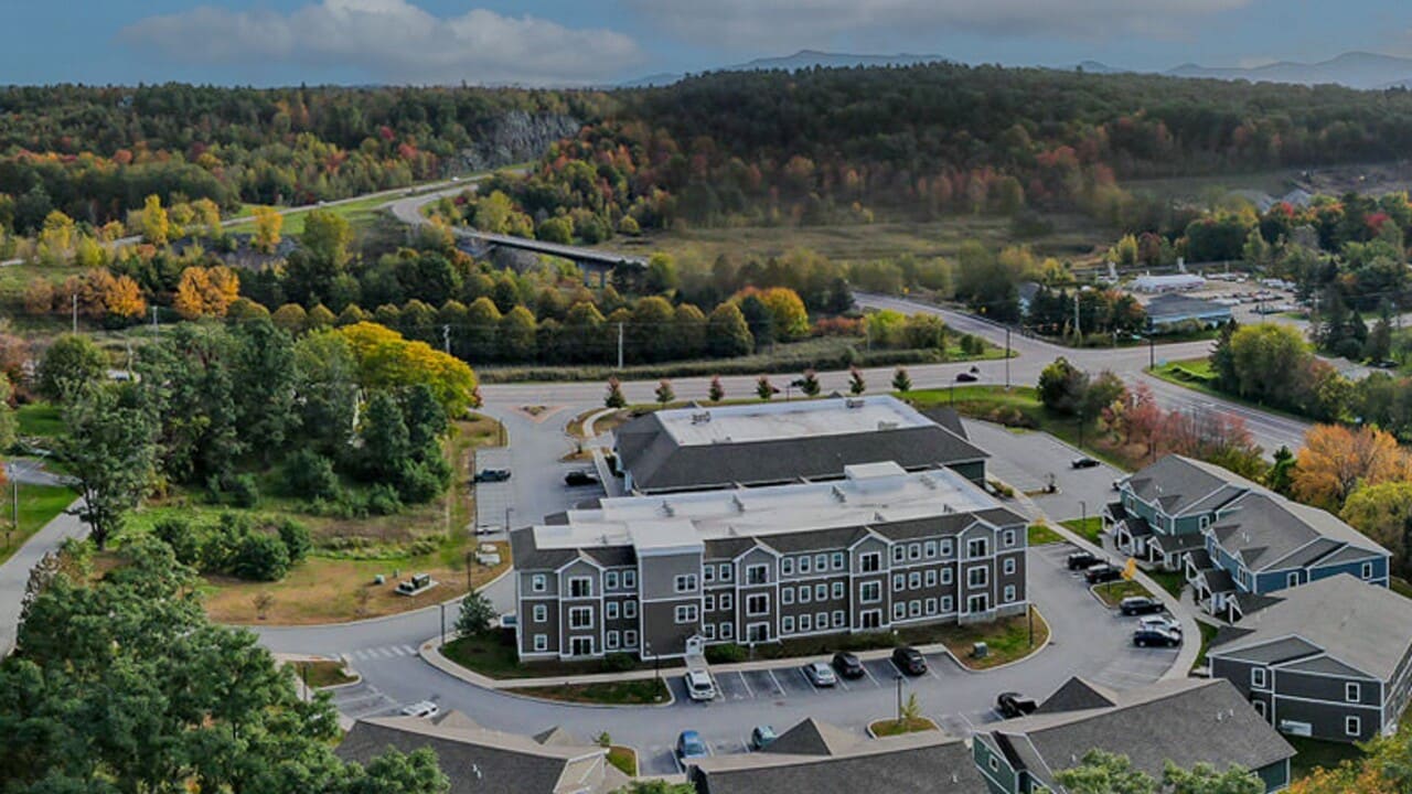 85 Griffin Ln in Essex Junction, VT - Building Photo