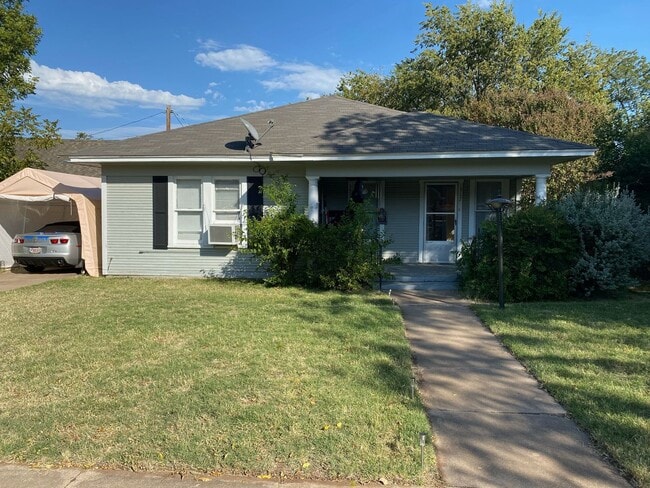 property at 1311 Amarillo St
