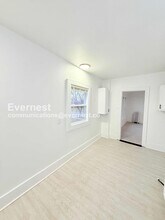 8939 Dexter Ave in Detroit, MI - Building Photo - Building Photo