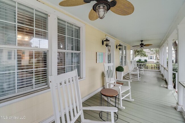 176 Markham Dr in Gulfport, MS - Building Photo - Building Photo