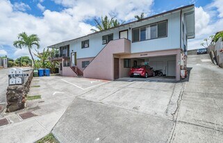 94-1033-1033 Lumikula St in Waipahu, HI - Building Photo