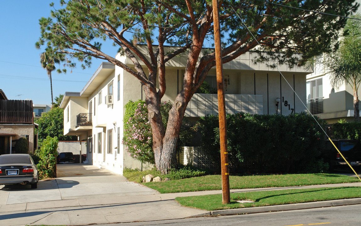 1817 Overland Ave in Los Angeles, CA - Building Photo