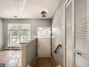 1440 Flatwood Ct in Crofton, MD - Building Photo - Building Photo