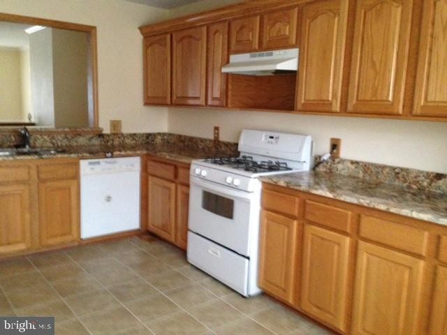 property at 208 Rugby Rd