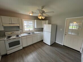 703 E 28th St in Marion, IN - Foto de edificio - Building Photo