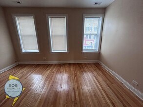 3205 N Central Ave in Chicago, IL - Building Photo - Building Photo