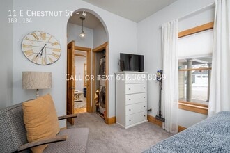 11 E Chestnut St in Douglas, MI - Building Photo - Building Photo