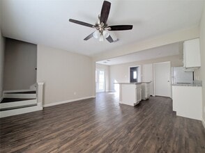 1962 Upland Dr in Houston, TX - Building Photo - Building Photo