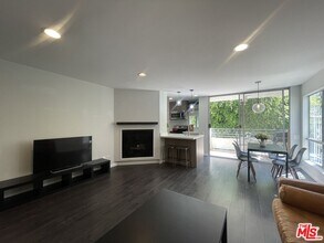 6151 Orange St in Los Angeles, CA - Building Photo - Building Photo