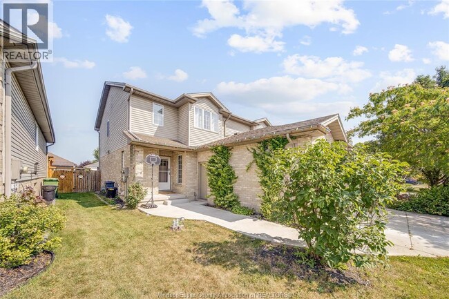 746 Michael Dr in Tecumseh, ON - Building Photo - Building Photo