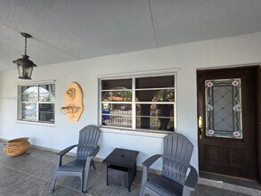 2970 SW 17th St in Miami, FL - Foto de edificio - Building Photo