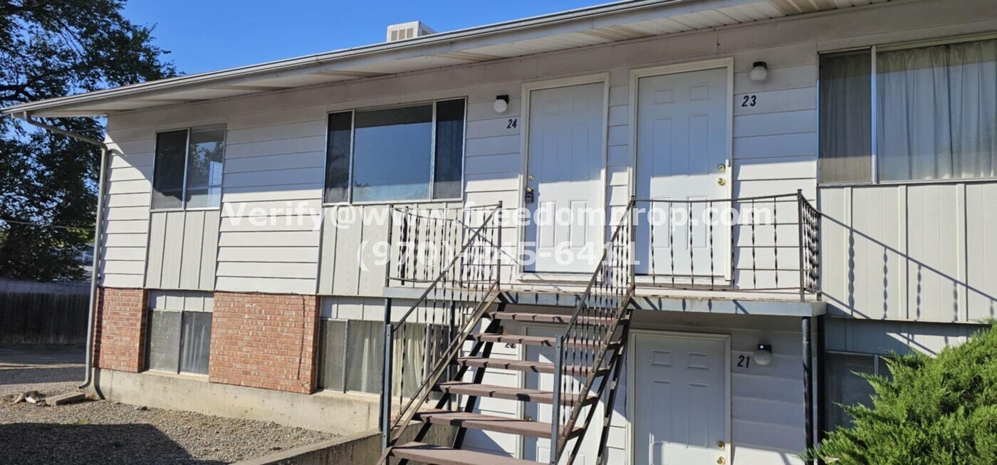 2857 1/2 Elm Cir in Grand Junction, CO - Building Photo