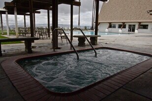 3360 N Topanga Canyon Blvd in Topanga, CA - Building Photo