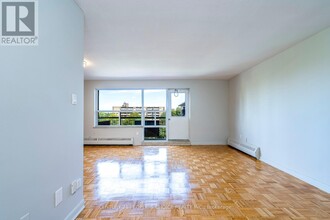 150-150 Culford Rd in Toronto, ON - Building Photo - Building Photo