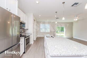 164 Todd St SE in Palm Bay, FL - Building Photo - Building Photo