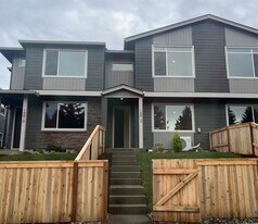 18412 NE 47th Ave in Vancouver, WA - Building Photo