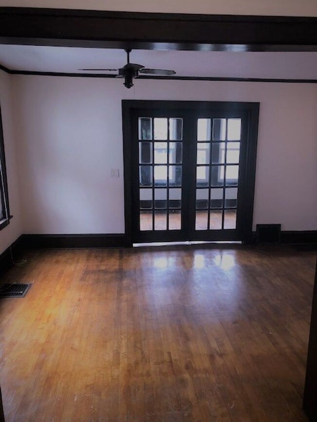 1106 17th Ave SE in Minneapolis, MN - Building Photo - Building Photo