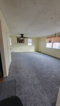 7610 Forrest Ave, Unit 2 in Philadelphia, PA - Building Photo - Building Photo