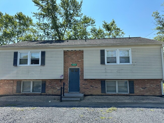 property at 929 Keezletown Rd