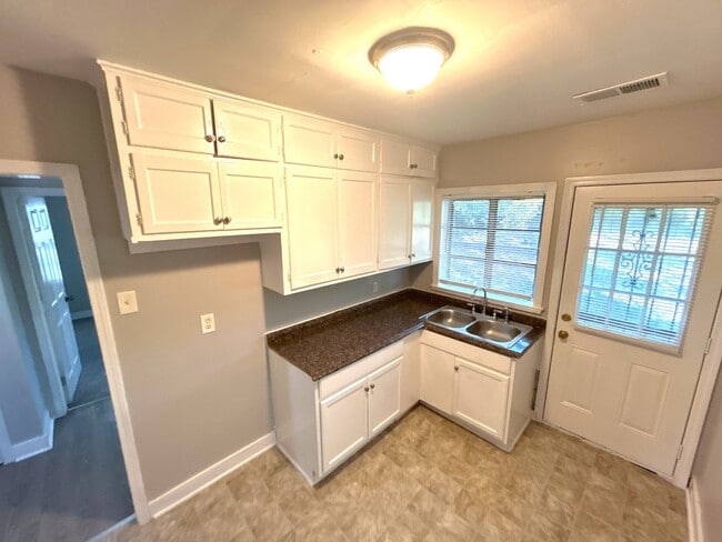 3113 Ruby Ln in Memphis, TN - Building Photo - Building Photo