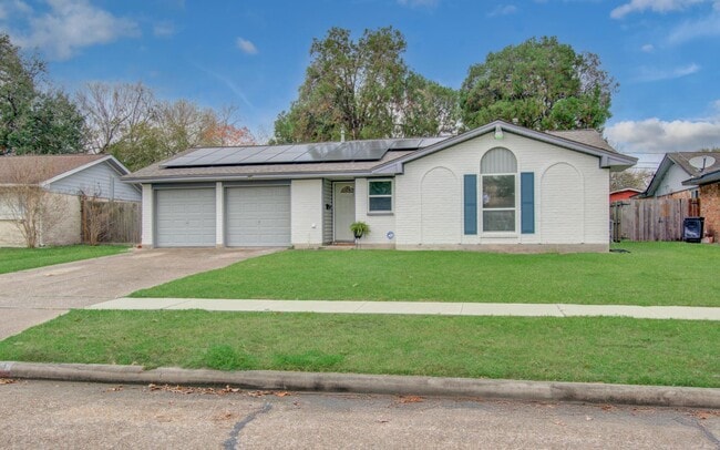 property at 9923 Antrim Ln