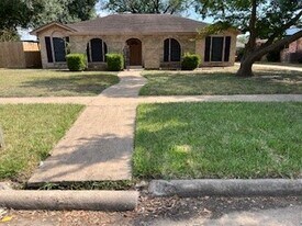 22107 Merrymount Dr in Katy, TX - Building Photo