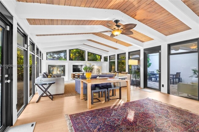 2132 Middle River Dr in Fort Lauderdale, FL - Building Photo - Building Photo