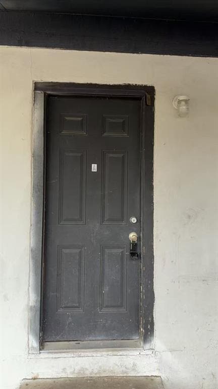 property at 1006 N Meadows Dr