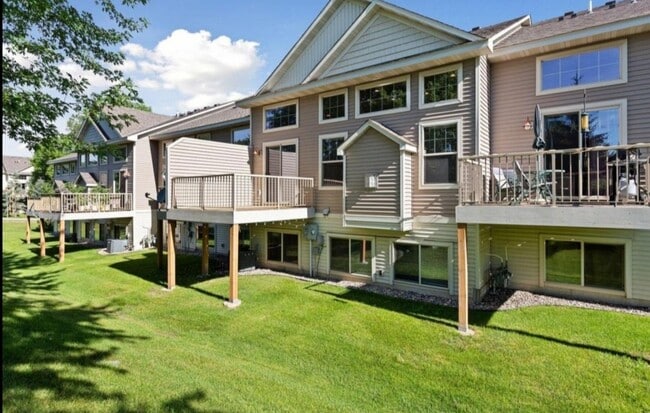 8437 W 149th St in Savage, MN - Building Photo - Building Photo