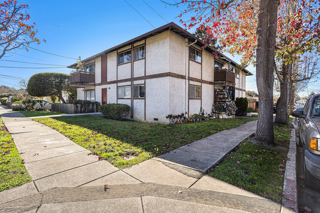 6426 Waldo Ave in El Cerrito, CA - Building Photo - Building Photo