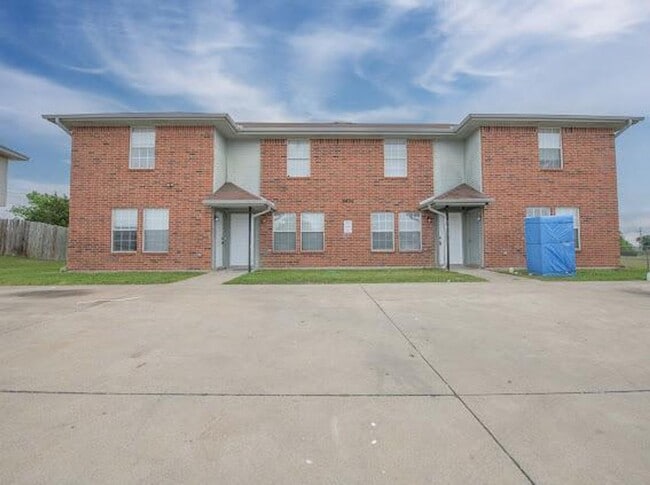 property at 5906 Greengate Dr