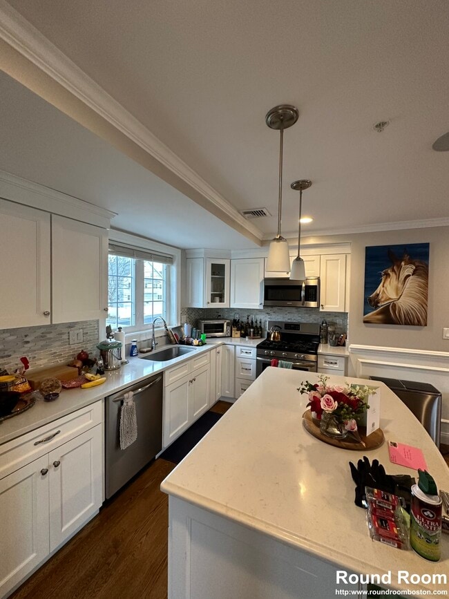 18 Harrison St, Unit 2