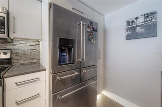 201 W Laurel St in Tampa, FL - Building Photo - Building Photo