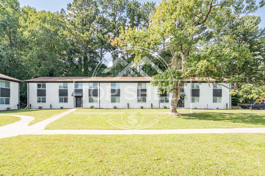 740 Mozley Dr SE-Unit -C7 in Smyrna, GA - Building Photo