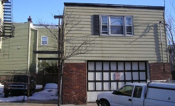 1100 Summit Ave in Jersey City, NJ - Building Photo - Building Photo